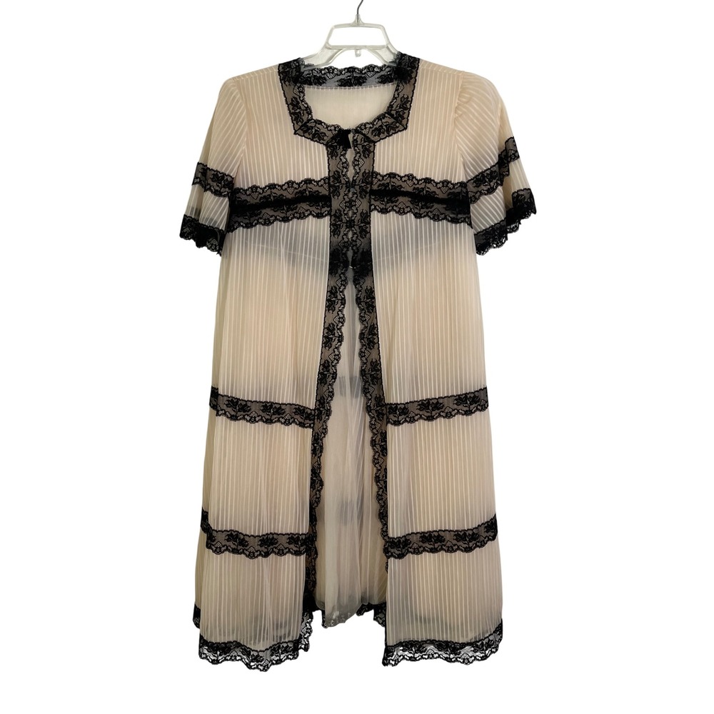 VINTAGE 60s VANITY FAIR Peignoir Set Black Lace Pleated Chiffon Robe Nightgown - Picture 7 of 16
